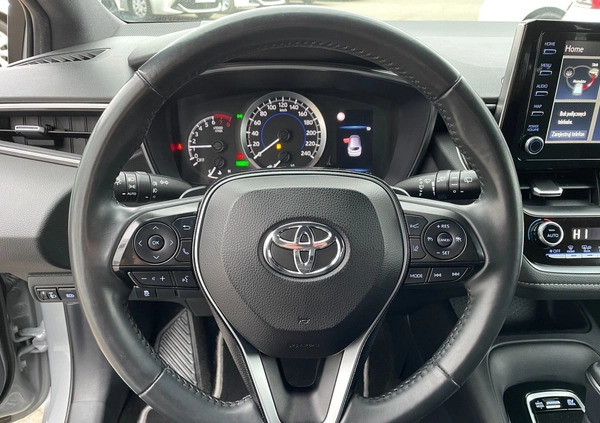 Toyota Corolla cena 86900 przebieg: 113897, rok produkcji 2019 z Skoki małe 379